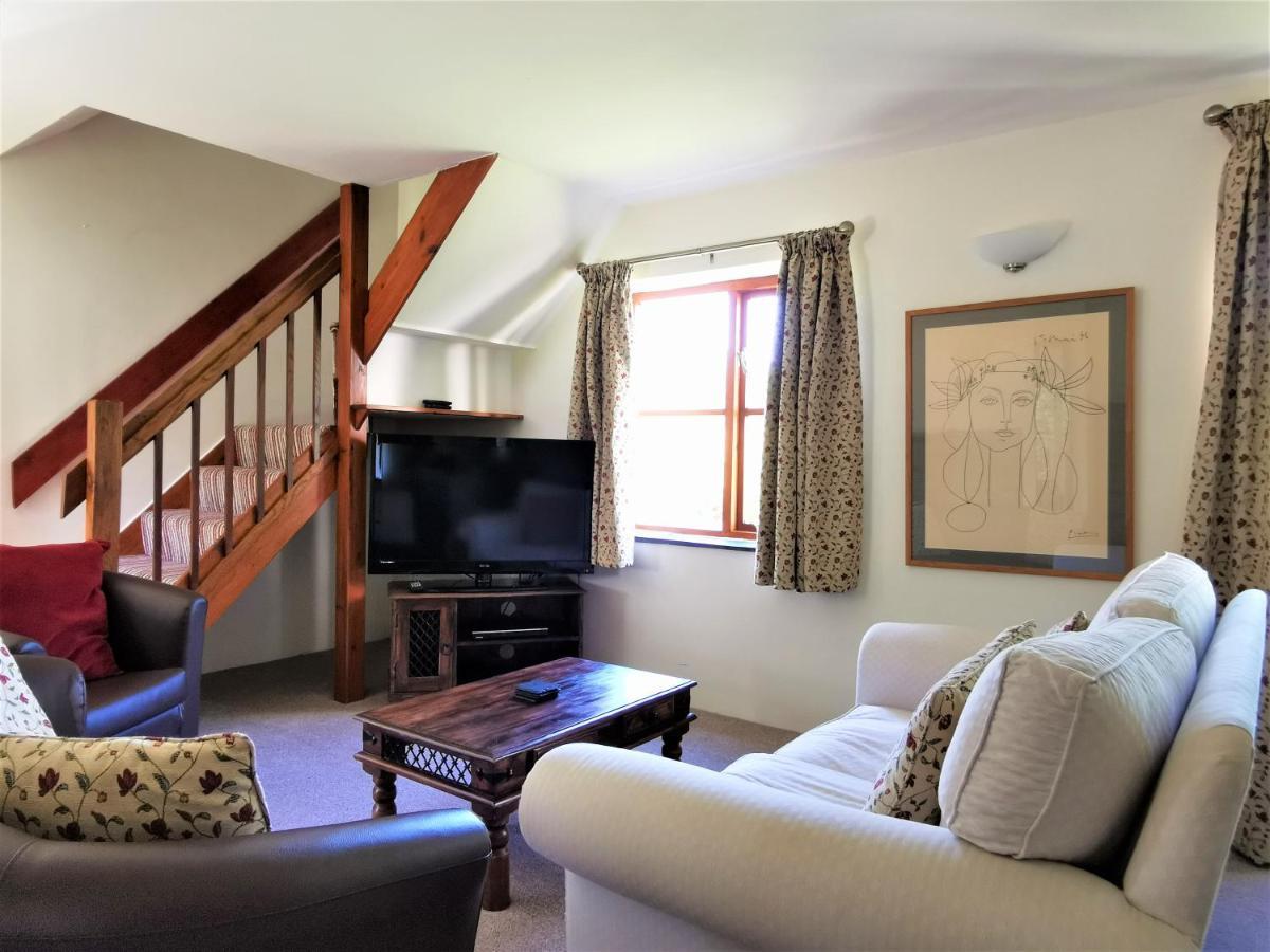 Wellstone Cottages - Honey Coach House Llanfyrnach Luaran gambar